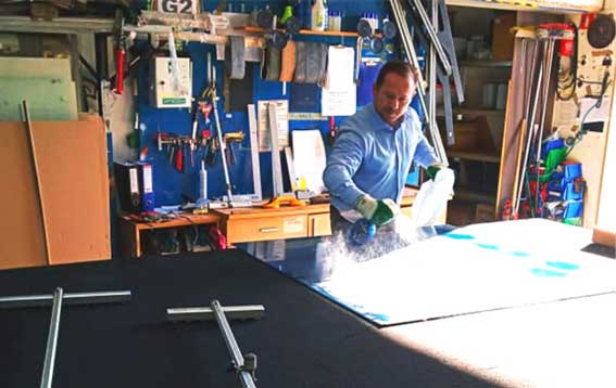 szklarz i narzędzia szklarskie