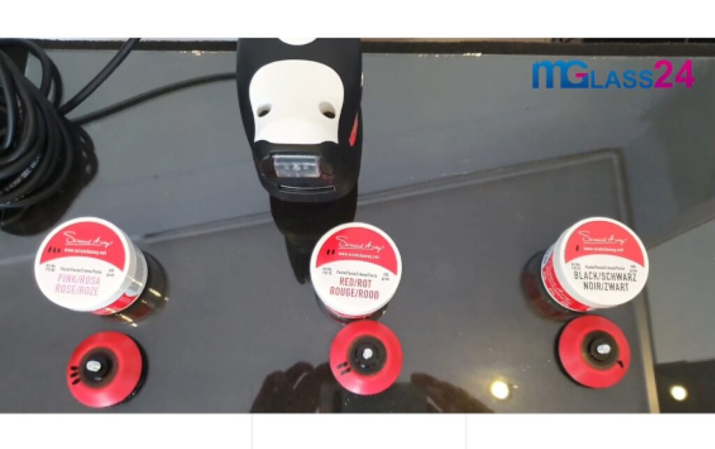 pasty do usuwania rys ze szkła