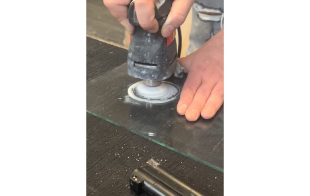 porysowana szyba ? usuwanie rys scratch away