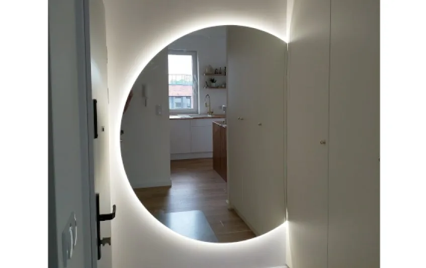 lustro podświetlane na wymiar